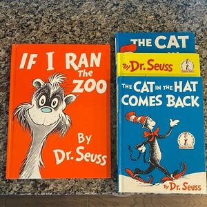Lot of Dr. Seuss books - very good condition